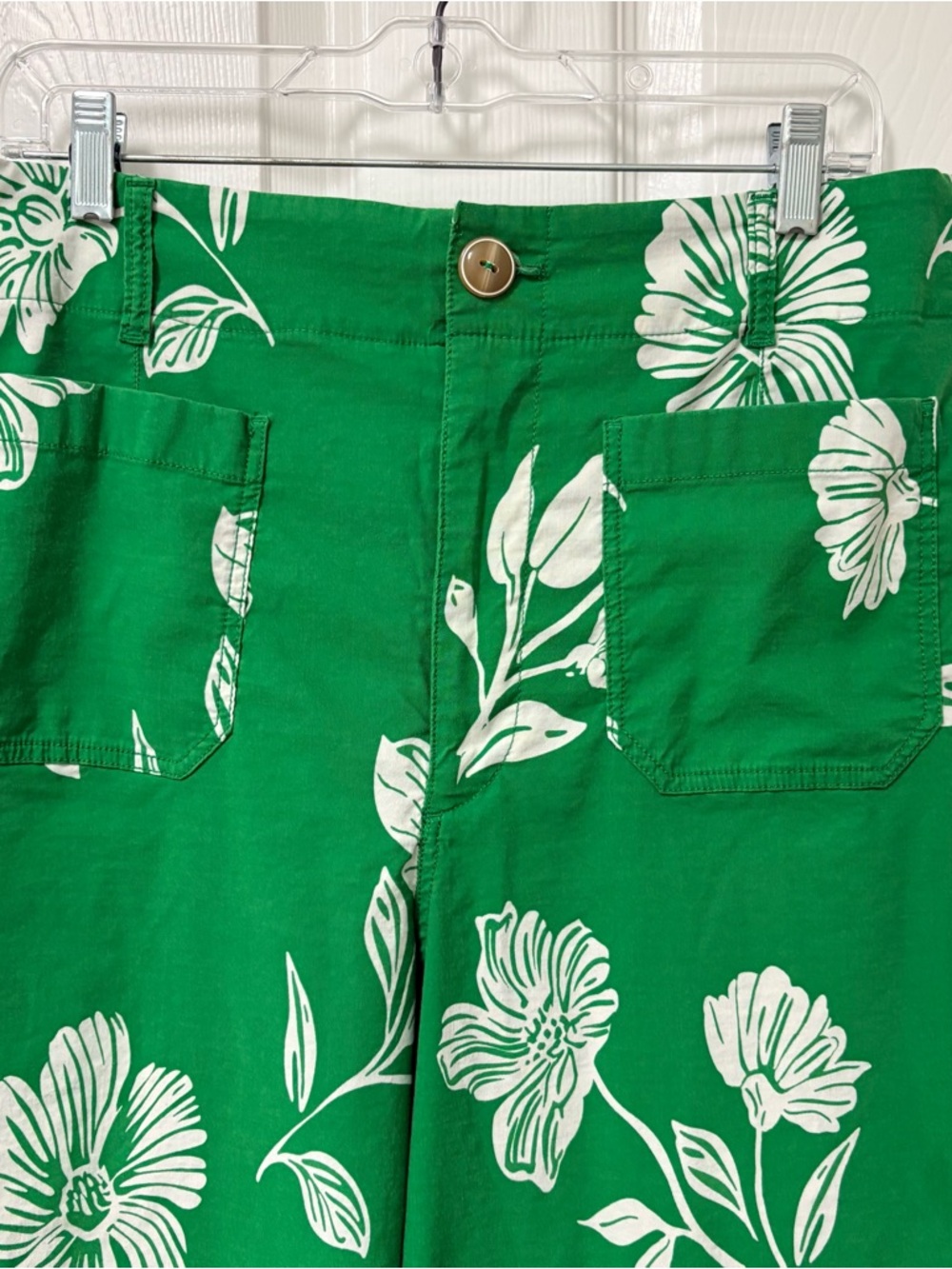 Maeve Emerald Green Floral Wide-Leg Pants with White Print - Picture 5 of 9